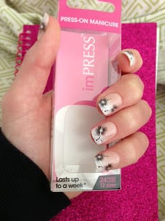 Blogger Stephanie Ziajka shares an honest imPRESS press-on manicure review on Diary of a Debutante Blogger Stephanie Ziajka shares an honest imPRESS press-on manicure review on Diary of a Debutante