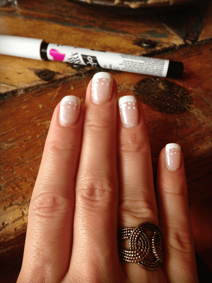 Sally Hansen Nail Art Pen in White Silky Legs, Sally Hansen Nails, Energizer, Collective Bias, #MySummerLook, #shop