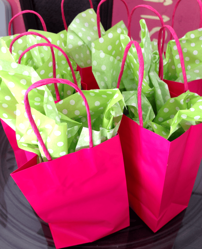 Lime and Pink: Perfect Summer Color Combo Silky Legs, Sally Hansen Nails, Energizer, Collective Bias, #MySummerLook, #shop