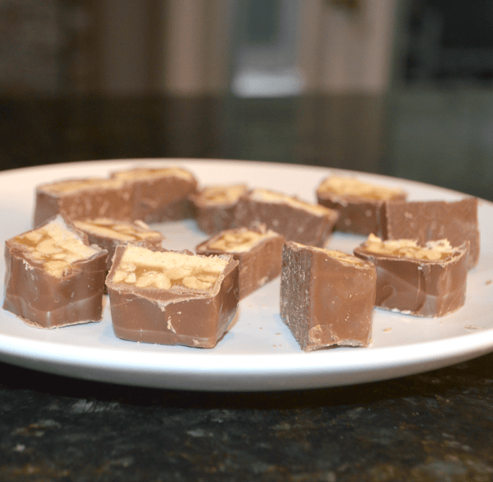 Chocolate Snickers Cookies Cookies, Chocolate, Snickers, Candy Bar, Recipe, Dessert