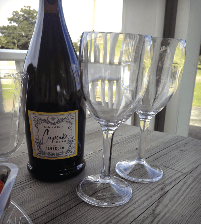 Cupcake champagne... the best! Fall, Fashion, Prep, Fox Chase Farms