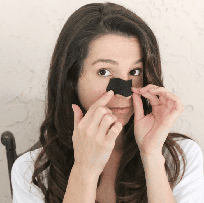 Bioré Deep Cleansing Charcoal Pore Strips Review Bioré Deep Cleansing Charcoal Pore Strips Review