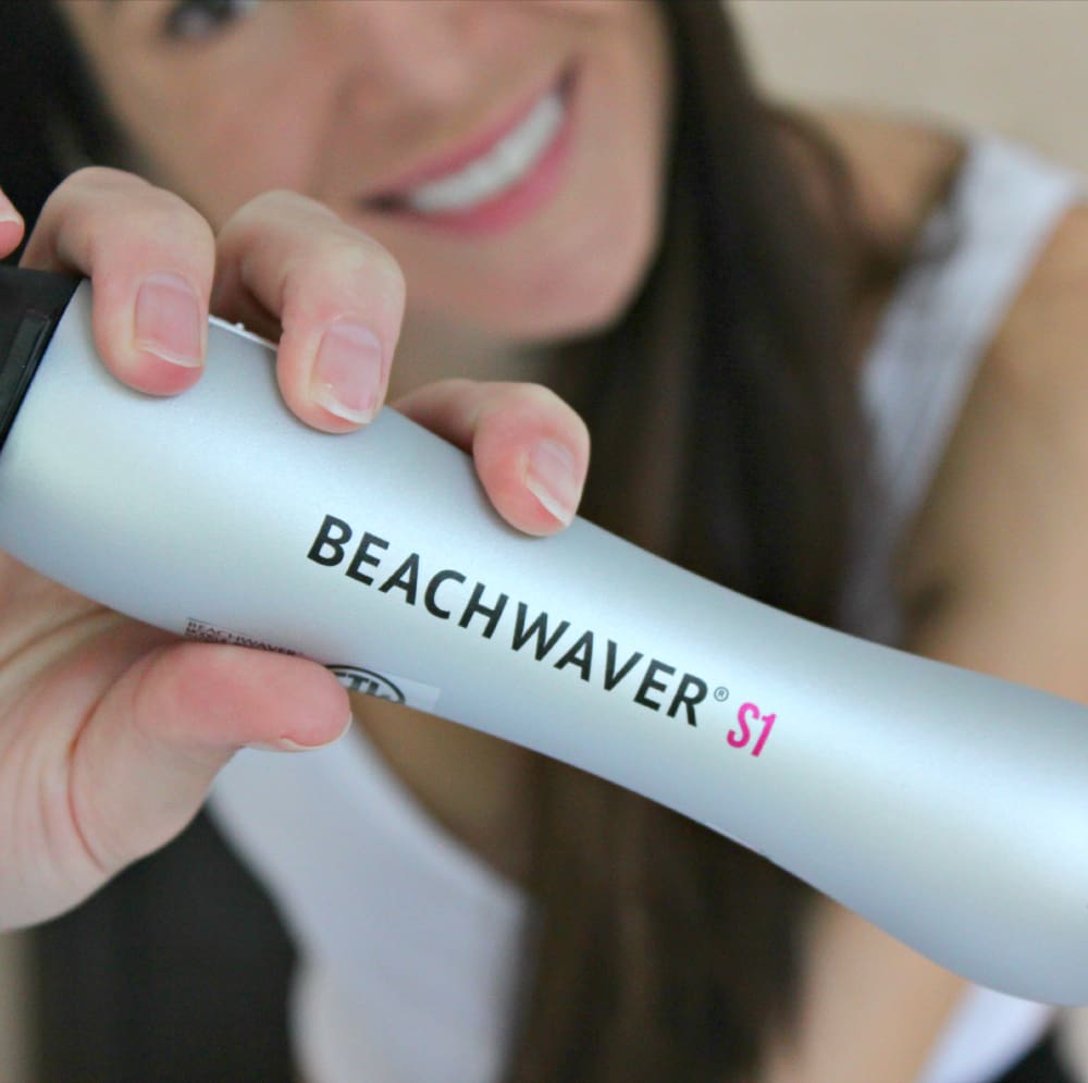 beachwaver S1 review, beachwaver curling iron review, ulta beachwaver review, how to use a rotating curling iron, rotating curling iron tips, popular beauty blogger stephanie ziajka, popular beauty blog Diary of a Debutante beachwaver S1 review, beachwaver curling iron review, ulta beachwaver review, how to use a rotating curling iron, rotating curling iron tips, popular beauty blogger stephanie ziajka, popular beauty blog Diary of a Debutante