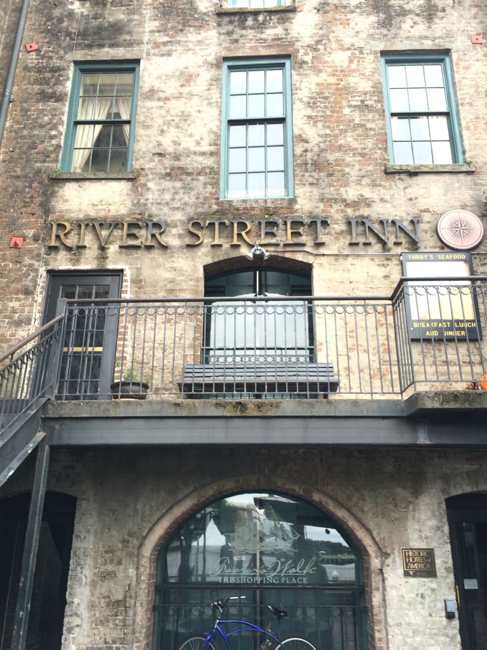 Savannah Historic District, Downtown Savannah, Old Town Savannah, Sahale Snacks, Stephanie Ziajka, Diary of a Debutante