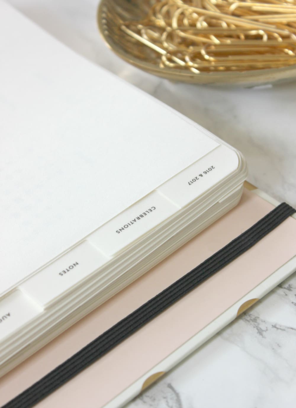 Become a goal digger with these 10 helpful annual planning tips for effective organization and inspiration from blogger Stephanie Ziajka. Become a goal digger with these 10 helpful annual planning tips for effective organization and inspiration from blogger Stephanie Ziajka.