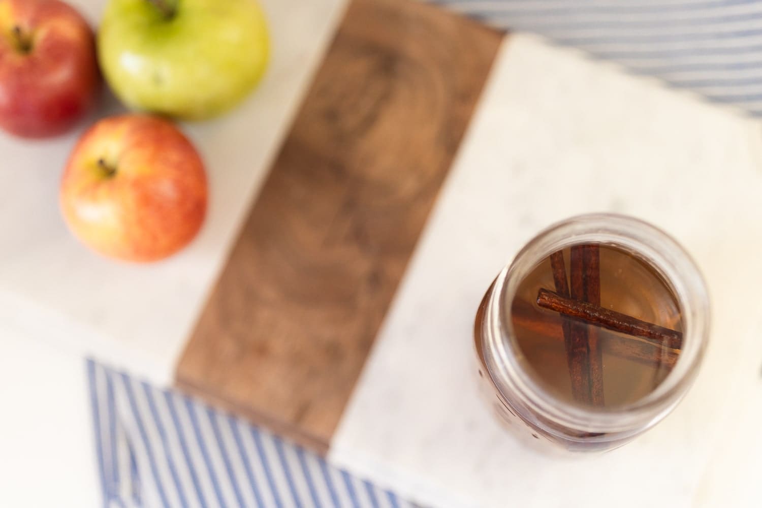 Cinnamon simple syrup recipe by blogger Stephanie Ziajka on Diary of a Debutante Cinnamon simple syrup recipe by blogger Stephanie Ziajka on Diary of a Debutante