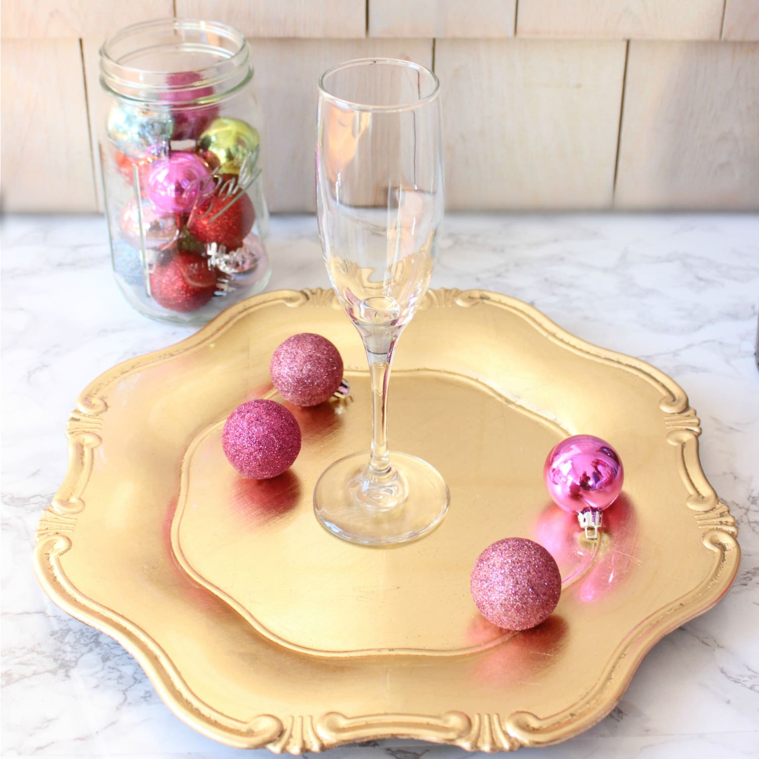 This delicious Raspberry Champagne Float cocktail is perfect for the holidays!