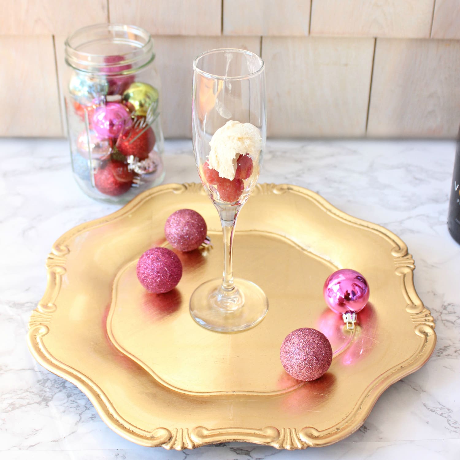 This delicious Raspberry Champagne Float cocktail is perfect for the holidays!