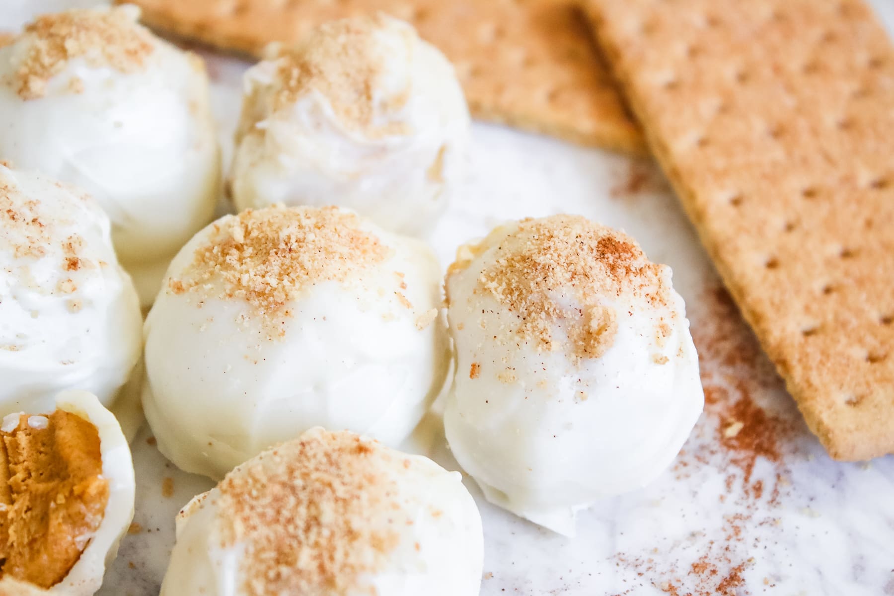 Southern lifestyle blogger Stephanie Ziajka shares her favorite no bake pumpkin dessert on Diary of a Debutante Southern lifestyle blogger Stephanie Ziajka shares her favorite no bake pumpkin dessert on Diary of a Debutante