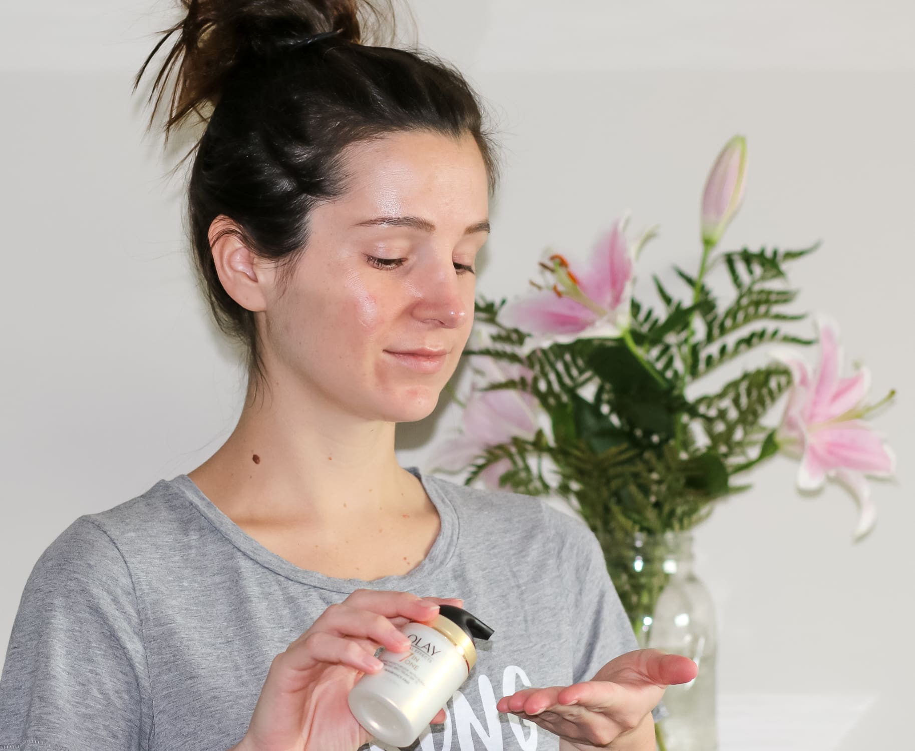 What happened when I used Olay Total Effects Moisturizer with SPF 15 & Olay Eyes Deep Hydrating Eye Gel for 28 days in place of my go-to moisturizer and eye cream | Olay 28 Day Challenge | Best Olay moisturizer with sunscreen for fast results | Best Olay products | I took the Olay 28-Day Challenge (And Here's What Happened) by southern blogger Stephanie Ziajka from Diary of a Debutante What happened when I used Olay Total Effects Moisturizer with SPF 15 & Olay Eyes Deep Hydrating Eye Gel for 28 days in place of my go-to moisturizer and eye cream | Olay 28 Day Challenge | Best Olay moisturizer with sunscreen for fast results | Best Olay products | I took the Olay 28-Day Challenge (And Here's What Happened) by southern blogger Stephanie Ziajka from Diary of a Debutante
