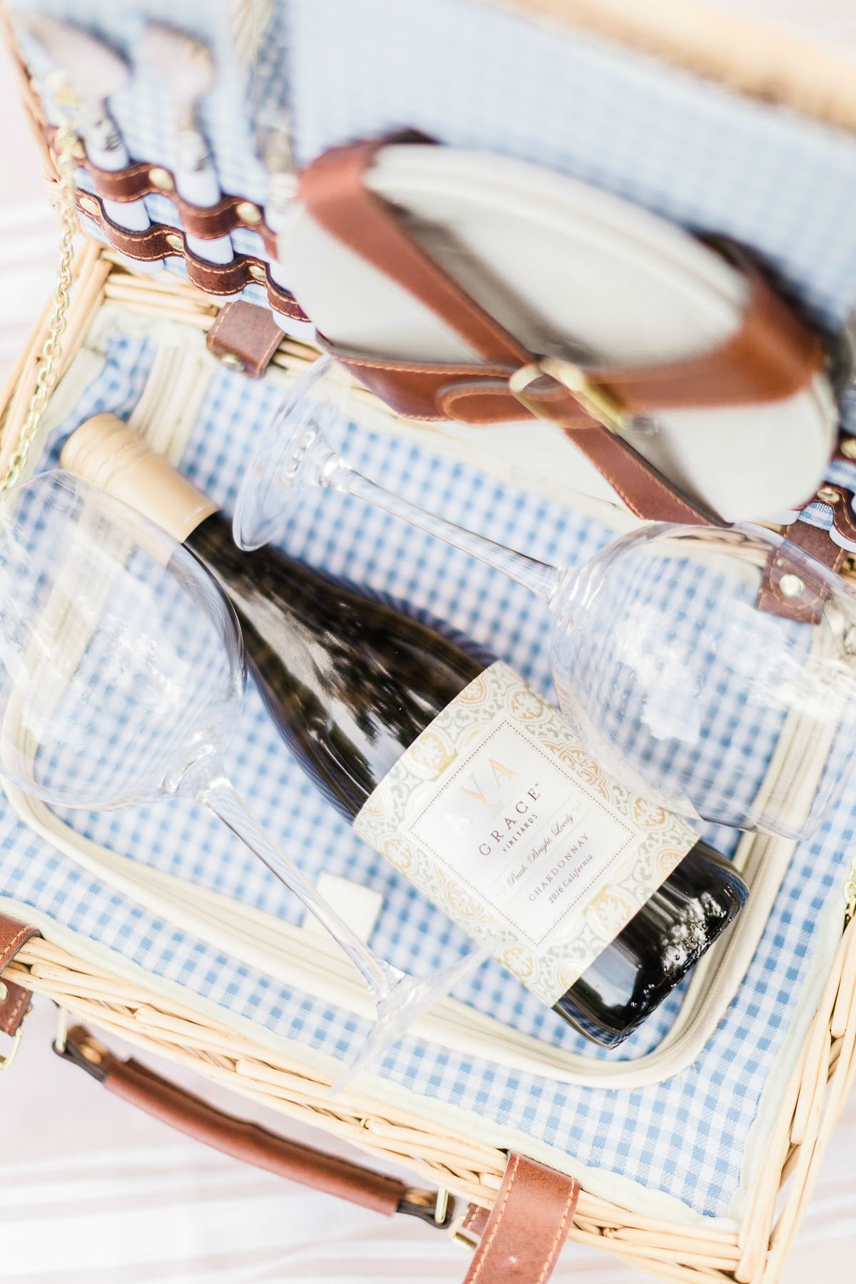 Date Night: How to Plan the Perfect Summer Picnic by Missouri blogger Stephanie Ziajka from Diary of a Debutante, romantic picnic ideas for him, the perfect picnic date, what to bring on a picnic date, what to take on a picnic date, cute picnic date ideas, how to plan a picnic date, AVA Grace wine review