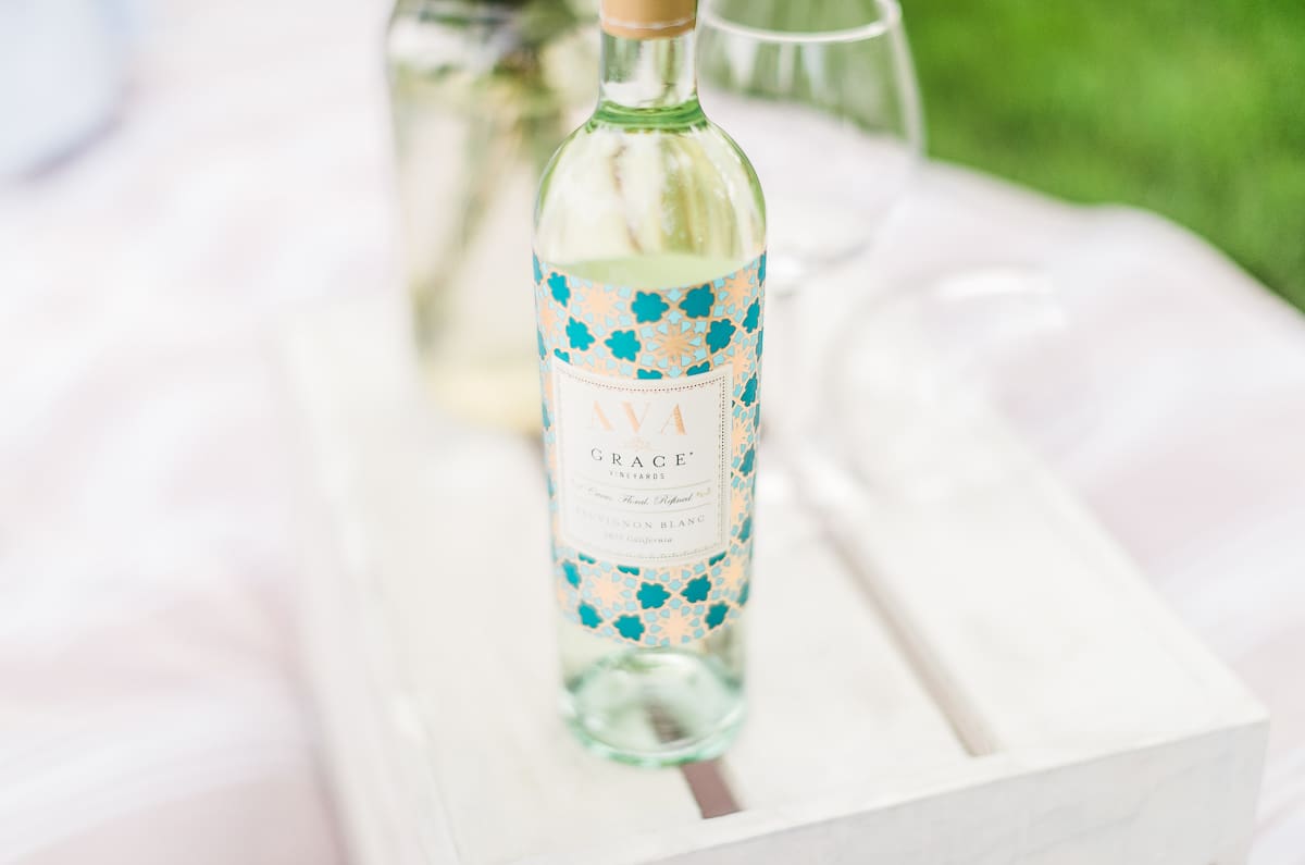 Date Night: How to Plan the Perfect Summer Picnic by Missouri blogger Stephanie Ziajka from Diary of a Debutante, romantic picnic ideas for him, the perfect picnic date, what to bring on a picnic date, what to take on a picnic date, cute picnic date ideas, how to plan a picnic date, AVA Grace wine review