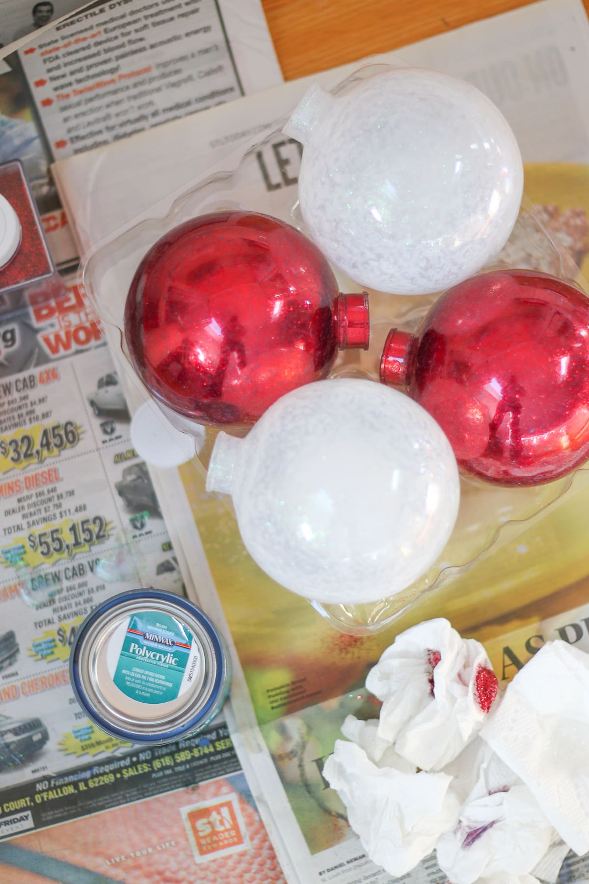 How to Make Gorgeous DIY Glitter Ornaments with Polycrylic (and Cricut Monograms) by southern lifestyle blogger Stephanie Ziajka from Diary of a Debutante, DIY monogrammed glitter ornaments, how to make monograms on the Cricut Explore Air 2, glitter glass ornaments, glitter ornaments with vinyl, making glitter Christmas ornaments, how to make vinyl monograms with Cricut How to Make Gorgeous DIY Glitter Ornaments with Polycrylic (and Cricut Monograms) by southern lifestyle blogger Stephanie Ziajka from Diary of a Debutante, DIY monogrammed glitter ornaments, how to make monograms on the Cricut Explore Air 2, glitter glass ornaments, glitter ornaments with vinyl, making glitter Christmas ornaments, how to make vinyl monograms with Cricut