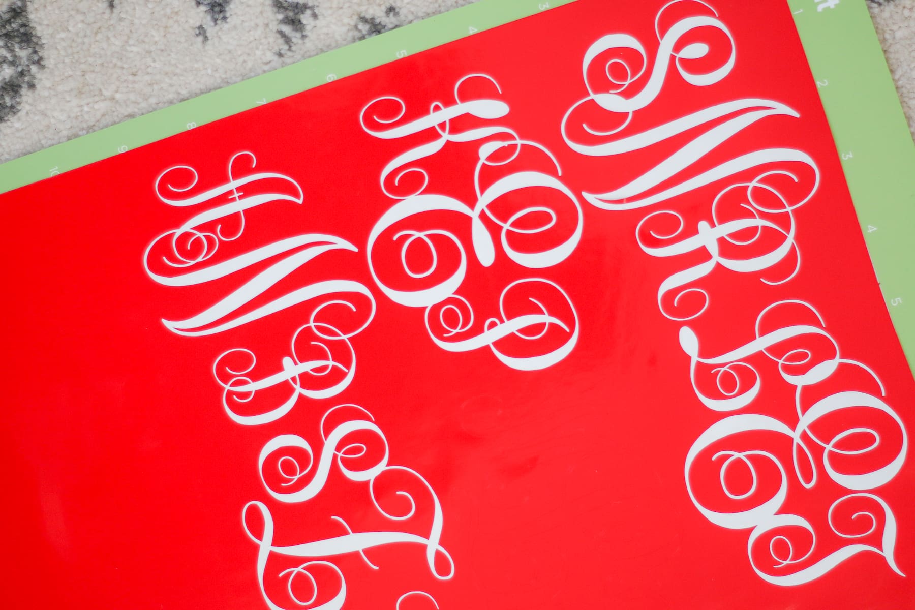 DIY blogger Stephanie Ziajka shows how to make vinyl monograms with Cricut on Diary of a Debutante DIY blogger Stephanie Ziajka shows how to make vinyl monograms with Cricut on Diary of a Debutante