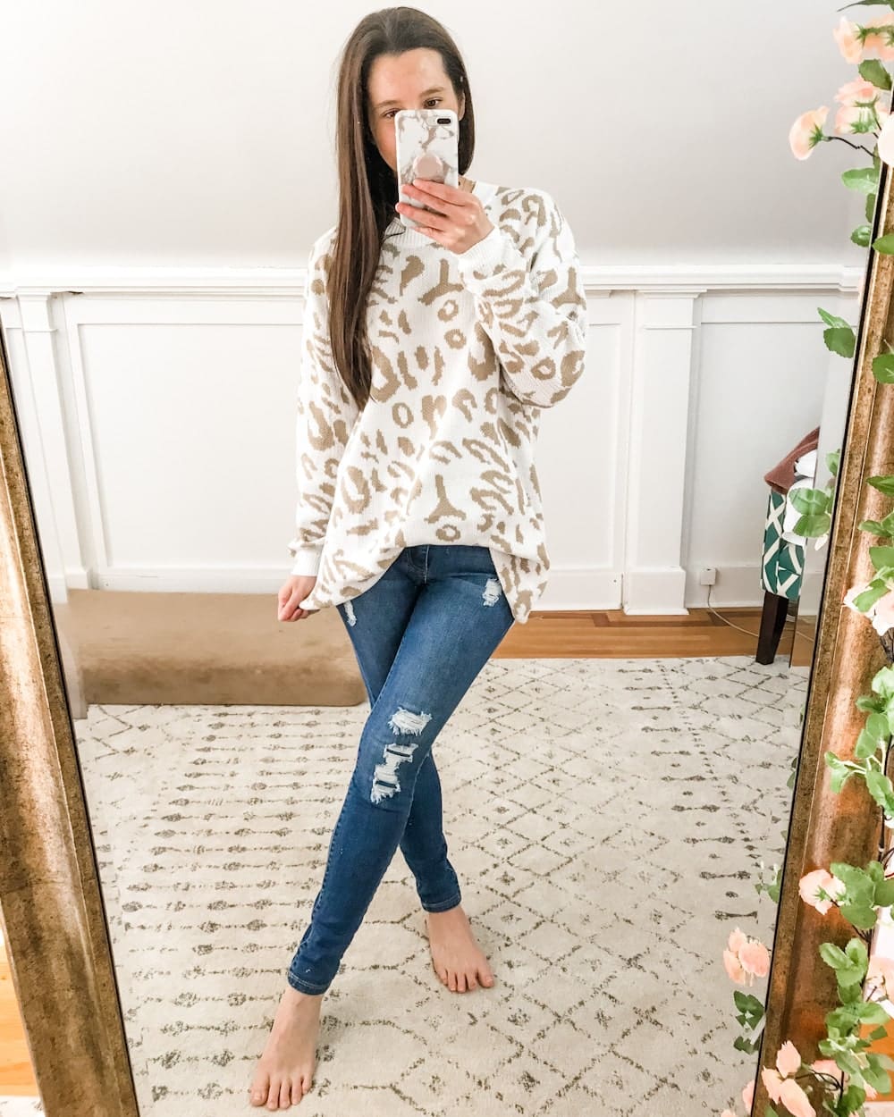 Amazon oversized leopard pullover featured by affordable fashion blogger Stephanie Ziajka in her 2020 Amazon winter try-on haul Amazon oversized leopard pullover featured by affordable fashion blogger Stephanie Ziajka in her 2020 Amazon winter try-on haul