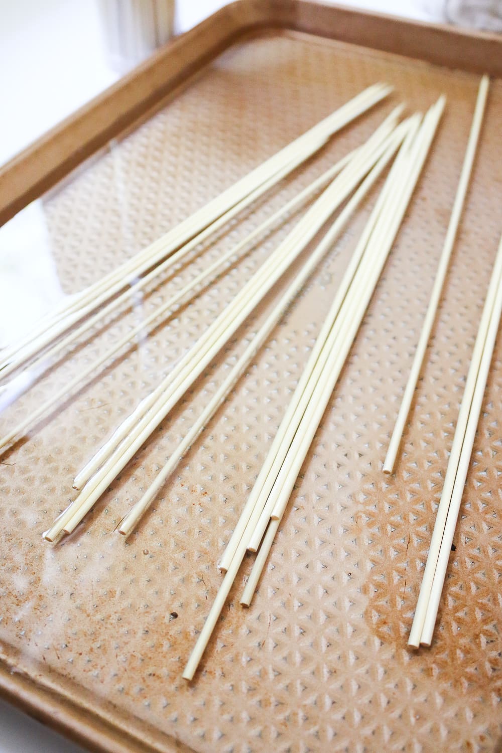Blogger Stephanie Ziajka shows how to soak wooden skewers for grilling or baking on Diary of a Debutante Blogger Stephanie Ziajka shows how to soak wooden skewers for grilling or baking on Diary of a Debutante