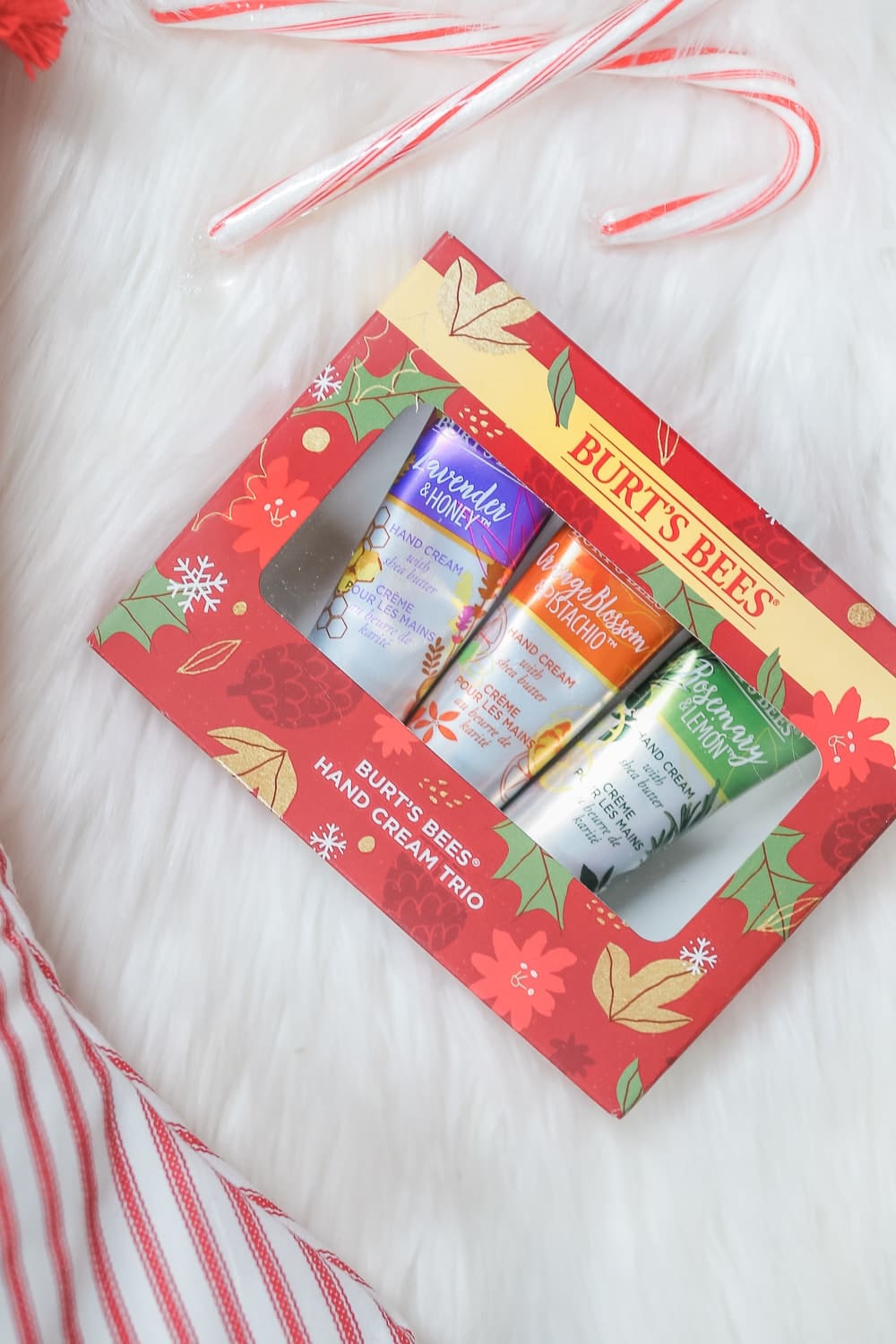 Burt's Bees Hand Cream Gift Set featured by blogger Stephanie Ziajka in her roundup of the best stocking stuffers for mom under 15 on Diary of a Debutante Burt's Bees Hand Cream Gift Set featured by blogger Stephanie Ziajka in her roundup of the best stocking stuffers for mom under 15 on Diary of a Debutante