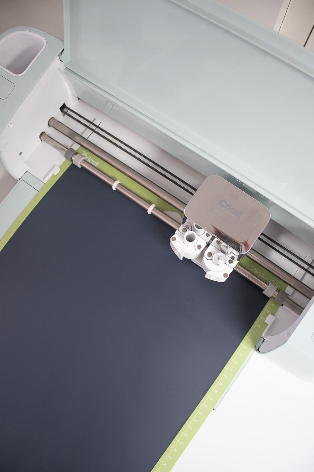 Step one of DIY blogger Stephanie Ziajka's easiest cricut iron on vinyl ideas on Diary of a Debutante Step one of DIY blogger Stephanie Ziajka's easiest cricut iron on vinyl ideas on Diary of a Debutante