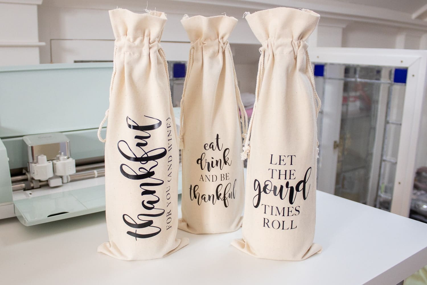 One of the easiest Cricut iron on ideas from DIY blogger Stephanie Ziajka on Diary of a Debutante One of the easiest Cricut iron on ideas from DIY blogger Stephanie Ziajka on Diary of a Debutante