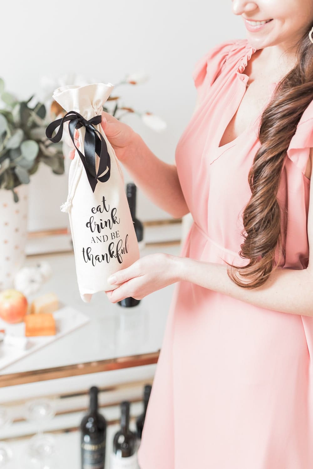 DIY blogger Stephanie Ziajka shares one of her favorite fall Cricut projects on Diary of a Debutante DIY blogger Stephanie Ziajka shares one of her favorite fall Cricut projects on Diary of a Debutante