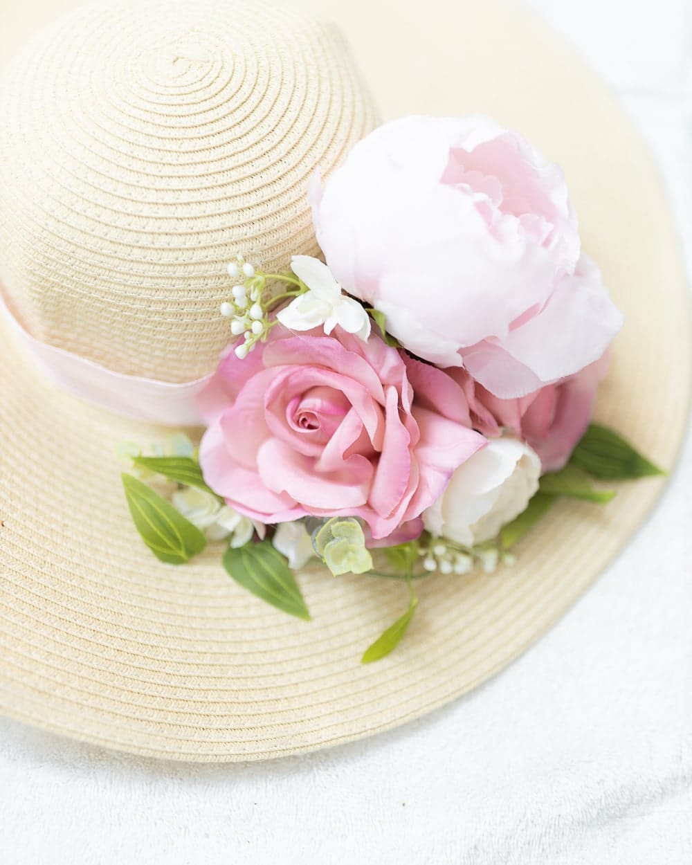 DIY Kentucky Derby hat ideas from southern blogger Stephanie Ziajka on Diary of a Debutante DIY Kentucky Derby hat ideas from southern blogger Stephanie Ziajka on Diary of a Debutante