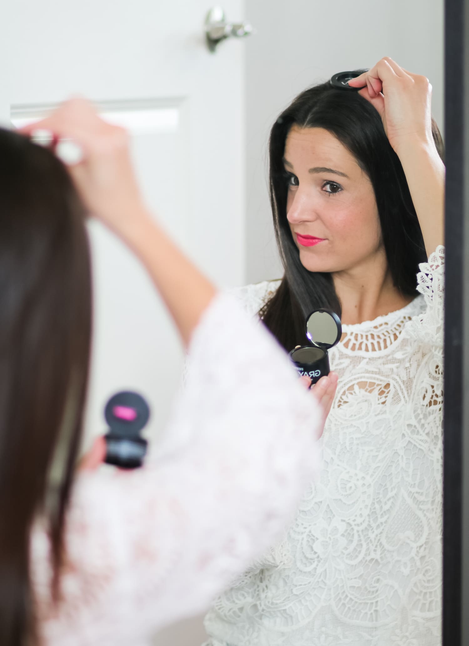 The best root concealer spray and magnetic powder root concealer for women of all ages The best root concealer spray and magnetic powder root concealer for women of all ages