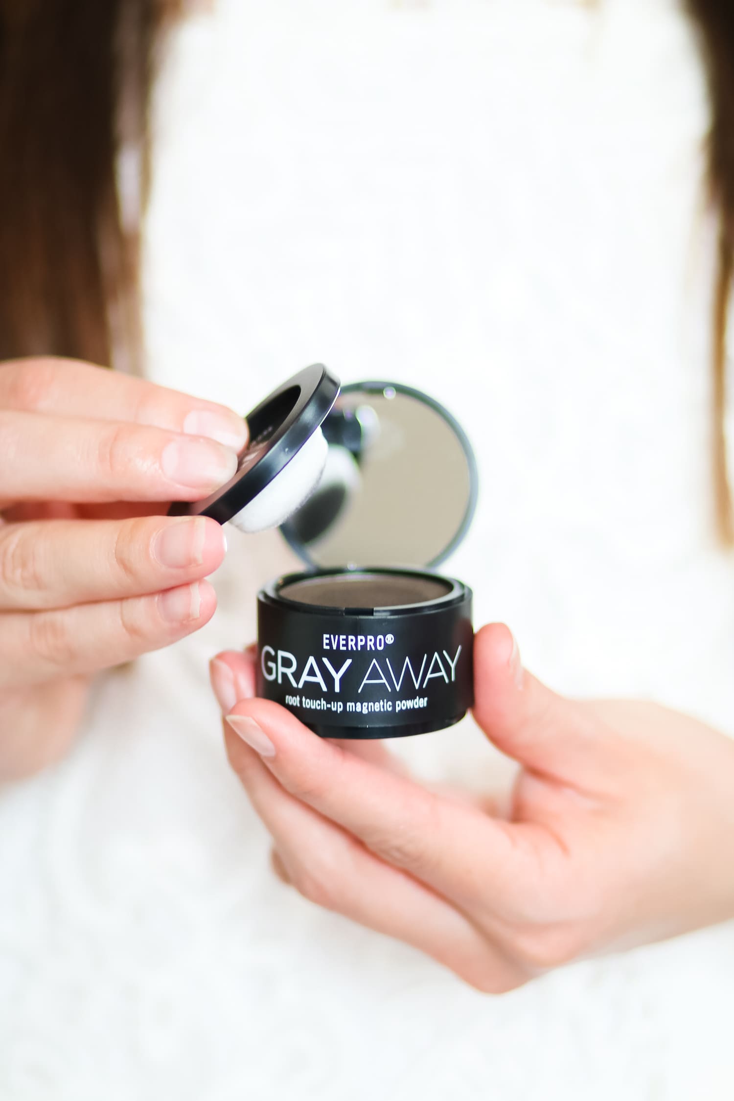 The best root concealer spray and magnetic powder root concealer for women of all ages The best root concealer spray and magnetic powder root concealer for women of all ages