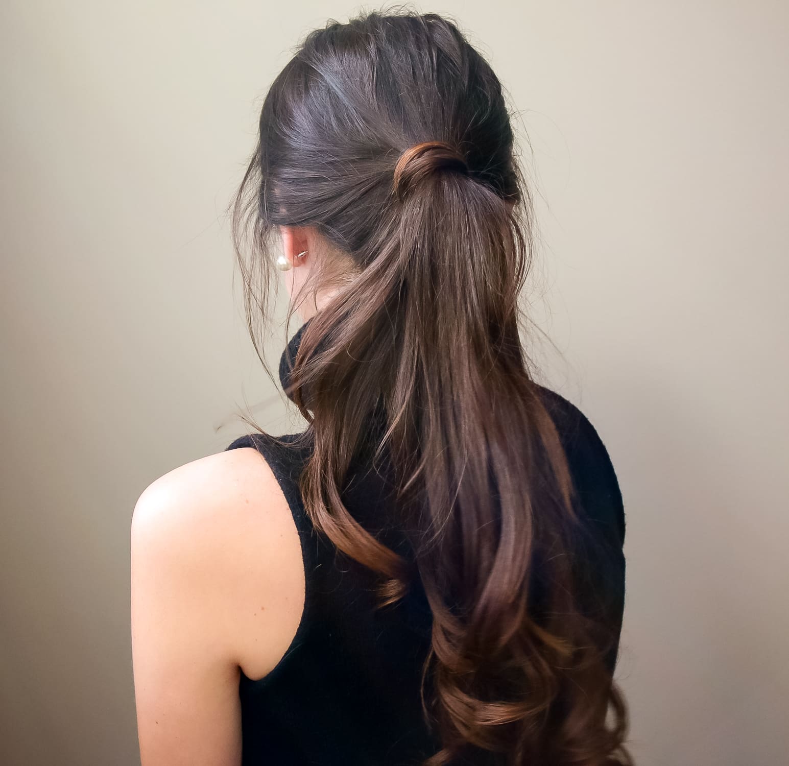 5-minute low messy ponytail hair tutorial by southern blogger Stephanie Ziajka from Diary of a Debutante 5-minute low messy ponytail hair tutorial by southern blogger Stephanie Ziajka from Diary of a Debutante