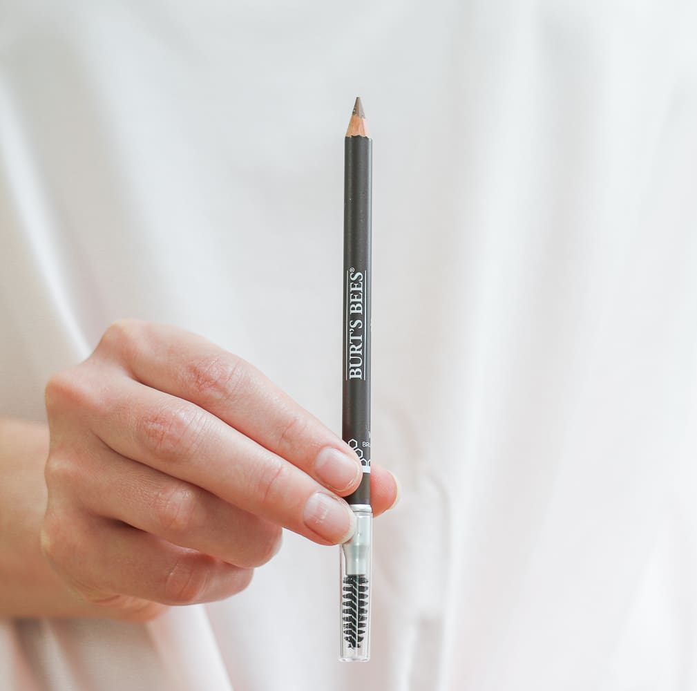 Minimal Makeup Routine, Burt's Bees Minimal Makeup Routine by beauty blogger Stephanie Ziajka from Diary of a Debutante, simple makeup routine for school, cruelty free makeup routine, Burt's Bees makeup, Burt's Bees brow pencil Minimal Makeup Routine, Burt's Bees Minimal Makeup Routine by beauty blogger Stephanie Ziajka from Diary of a Debutante, simple makeup routine for school, cruelty free makeup routine, Burt's Bees makeup, Burt's Bees brow pencil