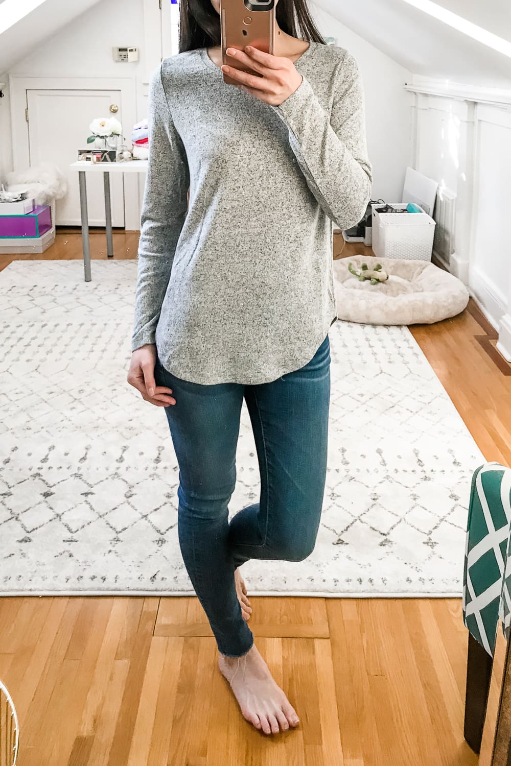 Old Navy Relaxed Plush-Knit Tee, Old Navy Try-On Haul: Best of Spring 2019 by Stephanie Ziajka from the popular affordable fashion blog Diary of a Debutante, Old Navy Spring 2019 Try-On Haul, Spring Try-On Haul Old Navy Relaxed Plush-Knit Tee, Old Navy Try-On Haul: Best of Spring 2019 by Stephanie Ziajka from the popular affordable fashion blog Diary of a Debutante, Old Navy Spring 2019 Try-On Haul, Spring Try-On Haul