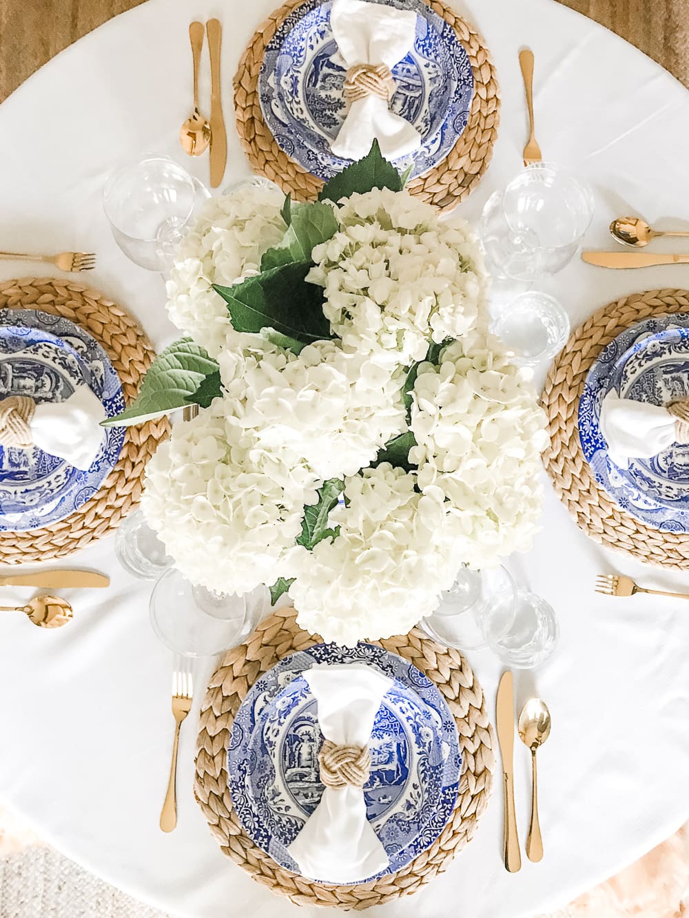 Blue and White Italian Tablescape Idea by popular home decor blogger Stephanie Ziajka on Diary of a Debutante, Spode Blue Italian Dinner Plates, Spode Blue Italian Pasta Bowls, blue and white table setting ideas, blue Italian tablescape, Italian tablescape ideas Blue and White Italian Tablescape Idea by popular home decor blogger Stephanie Ziajka on Diary of a Debutante, Spode Blue Italian Dinner Plates, Spode Blue Italian Pasta Bowls, blue and white table setting ideas, blue Italian tablescape, Italian tablescape ideas