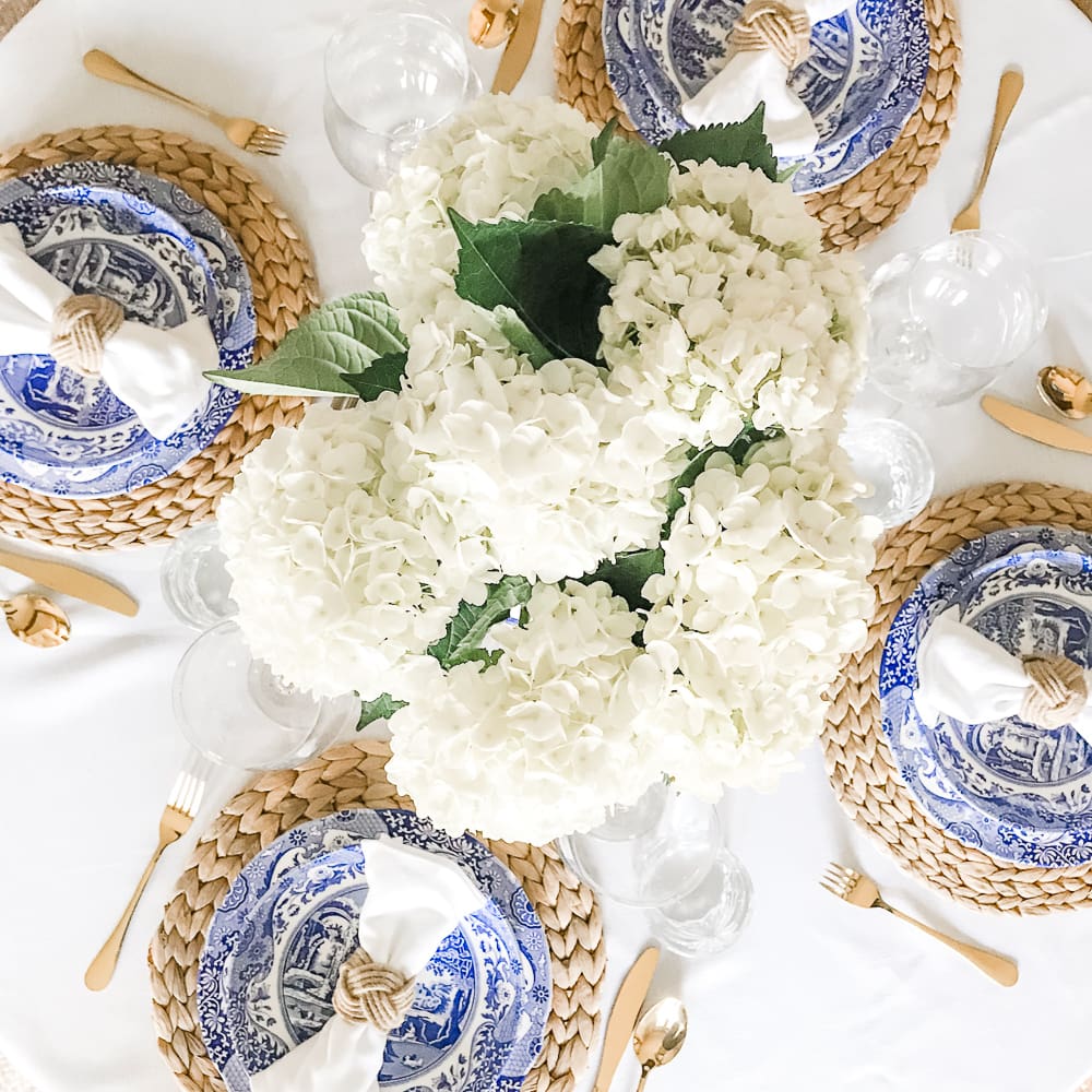 Blue and White Italian Tablescape Idea by popular home decor blogger Stephanie Ziajka on Diary of a Debutante, Spode Blue Italian Dinner Plates, Spode Blue Italian Pasta Bowls, blue and white table setting ideas, blue Italian tablescape, Italian tablescape ideas Blue and White Italian Tablescape Idea by popular home decor blogger Stephanie Ziajka on Diary of a Debutante, Spode Blue Italian Dinner Plates, Spode Blue Italian Pasta Bowls, blue and white table setting ideas, blue Italian tablescape, Italian tablescape ideas