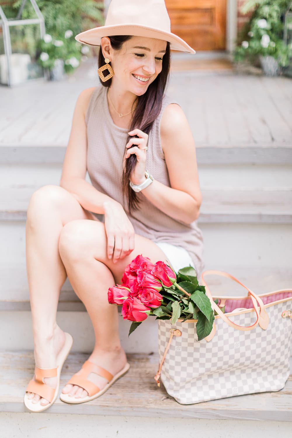Affordable fashion blogger Stephanie Ziajka shares one of her favorite Louis Vuitton look alike bags on Diary of a Debutante Affordable fashion blogger Stephanie Ziajka shares one of her favorite Louis Vuitton look alike bags on Diary of a Debutante