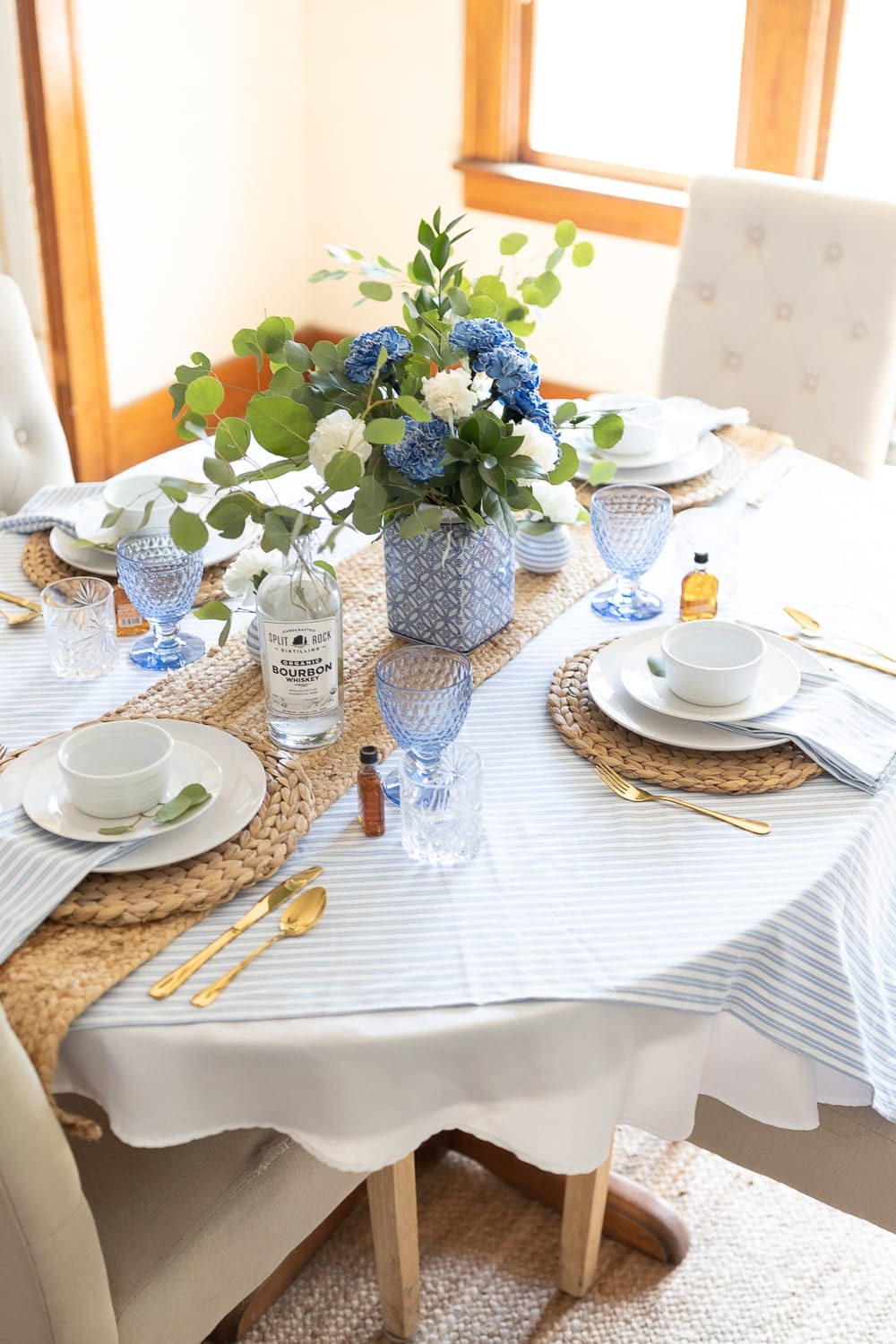 Blogger Stephanie Ziajka shares simple Father's Day table decor on Diary of a Debutante Blogger Stephanie Ziajka shares simple Father's Day table decor on Diary of a Debutante