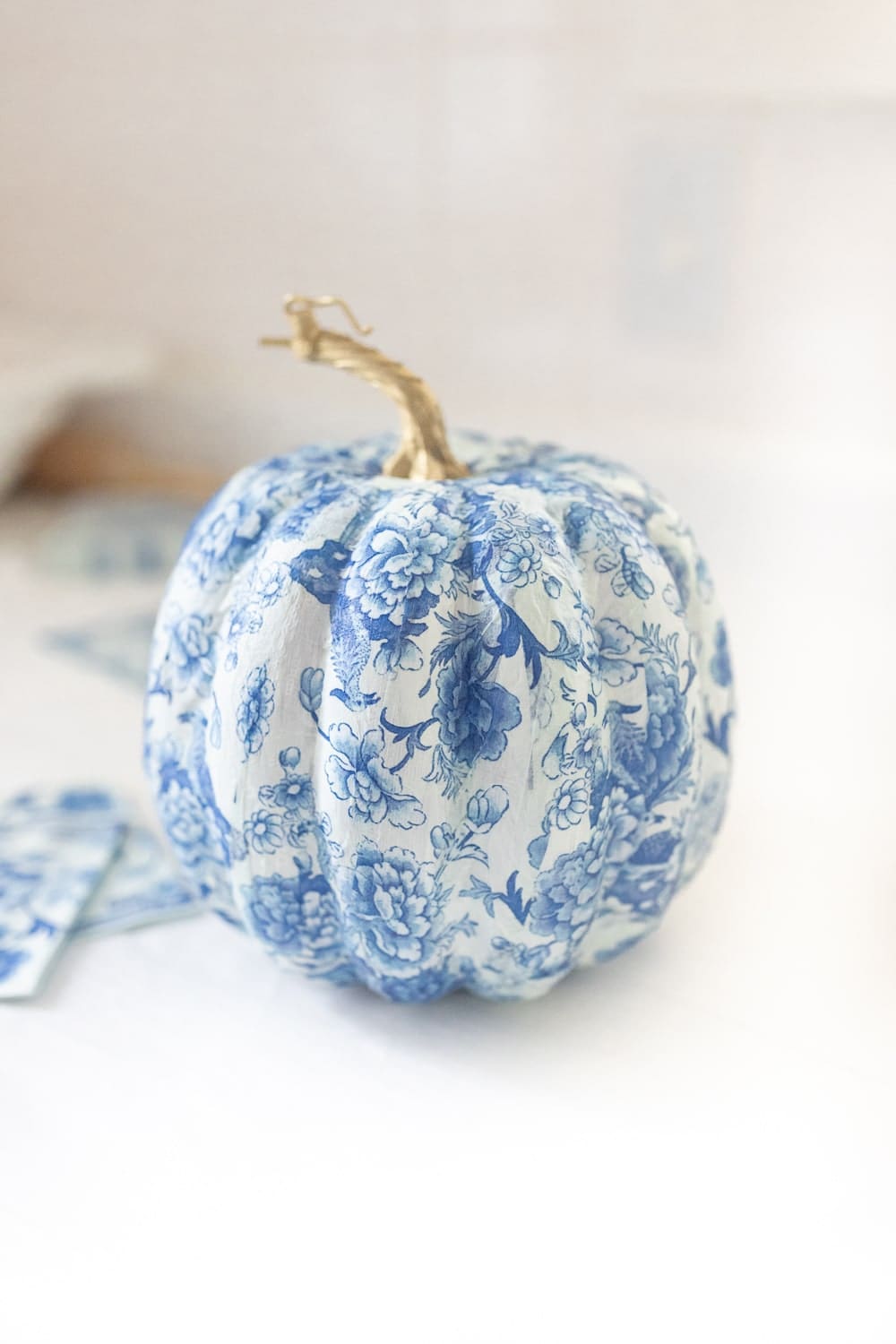 Blue and white decorative pumpkins created by blogger Stephanie Ziajka on Diary of a Debutante Blue and white decorative pumpkins created by blogger Stephanie Ziajka on Diary of a Debutante